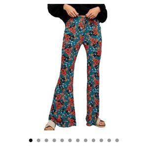 Free People can’t take my eyes off you floral flare bohemian pants